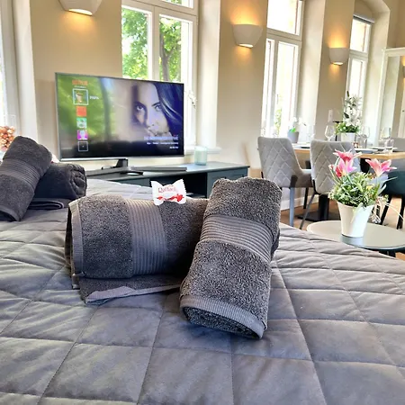 Charmantes Hinterhaus Mit Terrasse - Zentrale Lage Tatil Evi Dresden