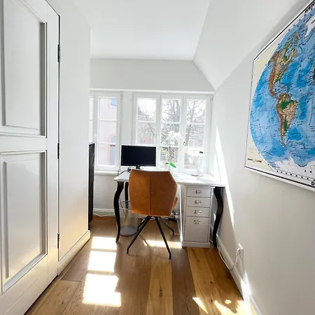 Charmantes Hinterhaus Mit Terrasse - Zentrale Lage *