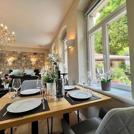 Charmantes Hinterhaus Mit Terrasse - Zentrale Lage