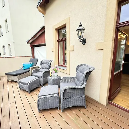 Casa de Férias Charmantes Mit Garten & Terrasse-ruhig Und Schnell Ins Zentrum
