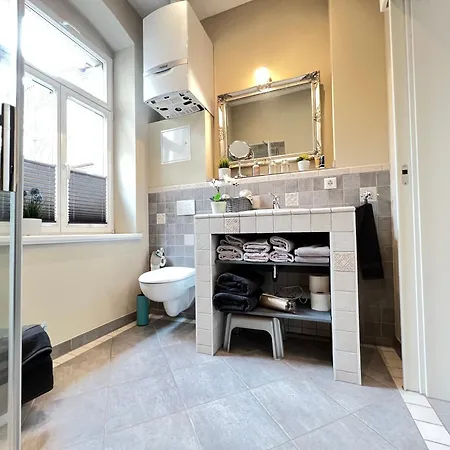 Charmantes Hinterhaus Mit Terrasse - Zentrale Lage Dresden