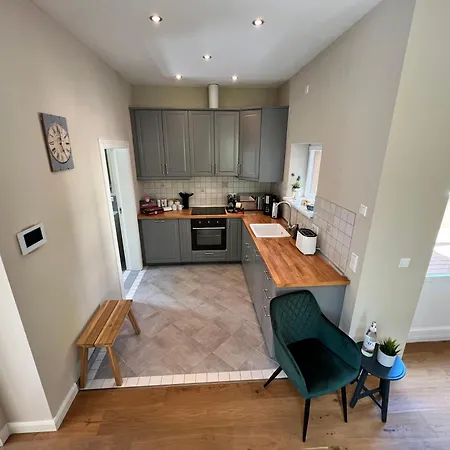 Charmantes Hinterhaus Mit Terrasse - Zentrale Lage Tatil Evi *